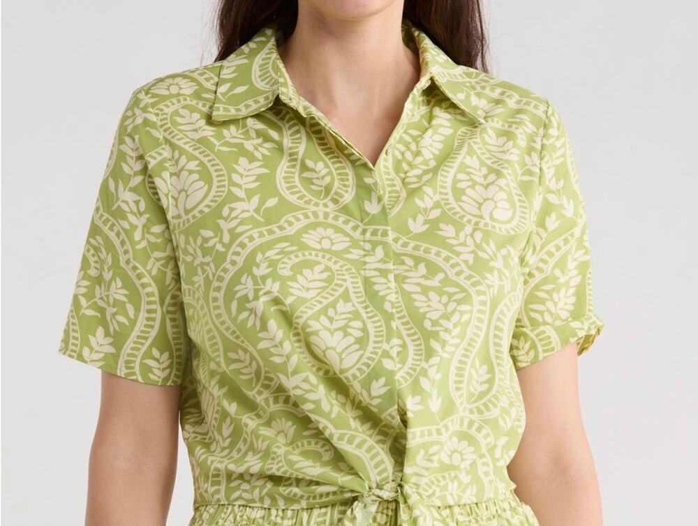 T Tahari Magnified Paisley Tie Front Button Up Shirt Green L NWT